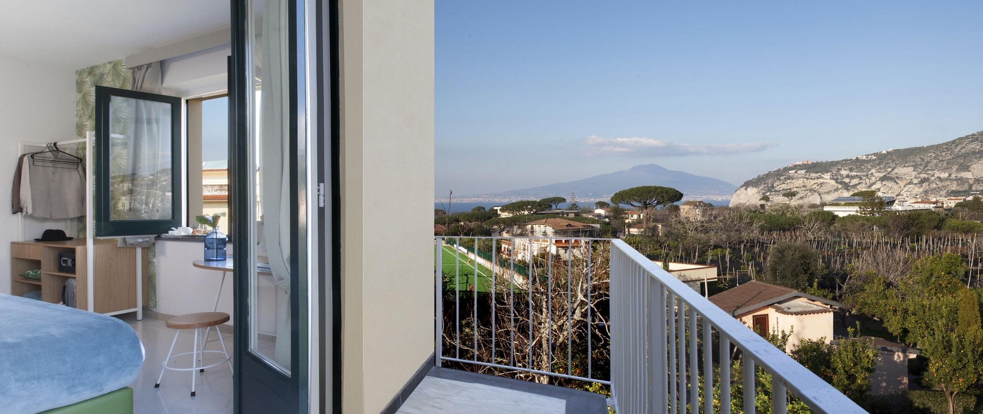 Отель Unconventional Sorrento Coast Сант'Анджелло Экстерьер фото